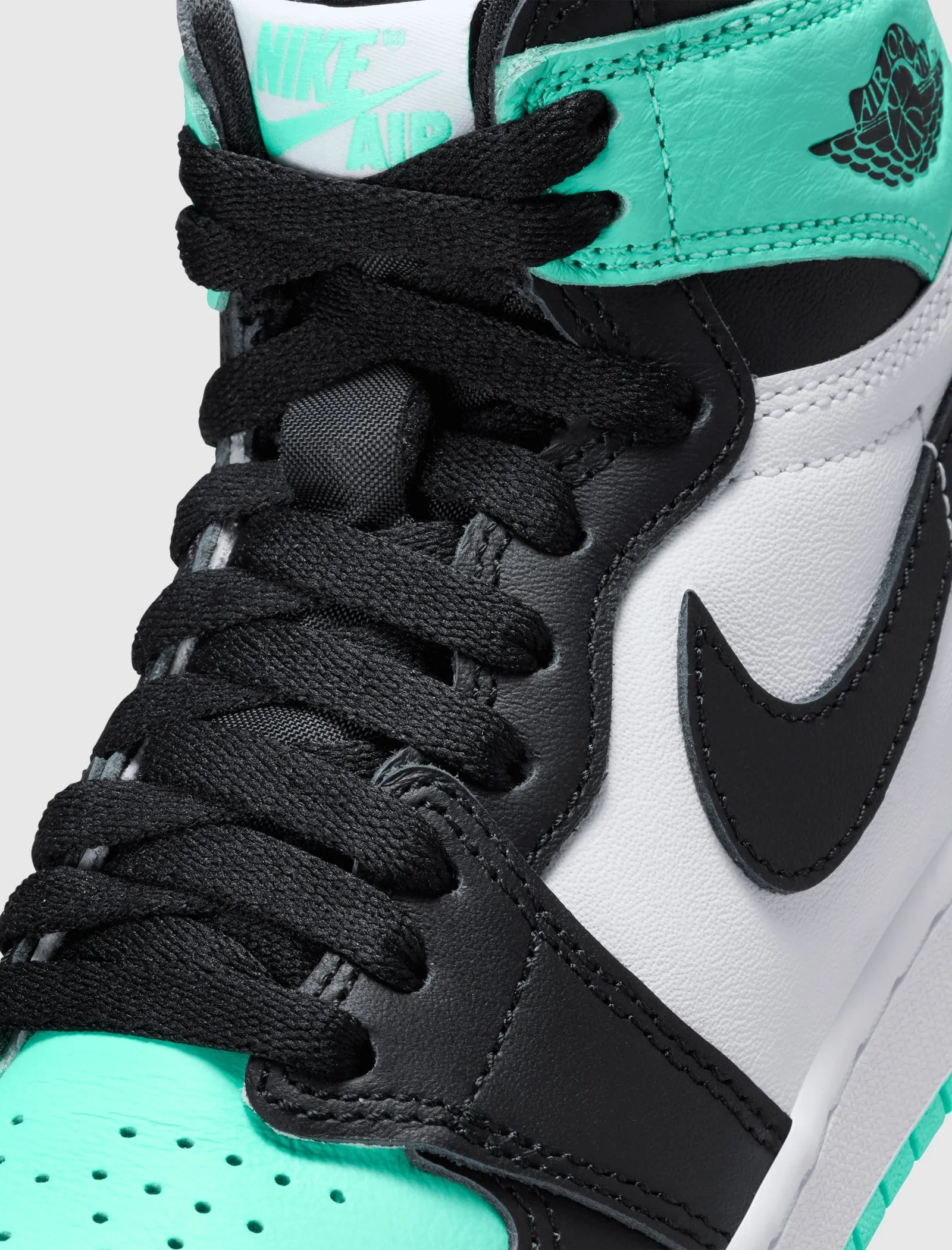 AIR JORDAN 1 RETRO HIGH OG GREEN GLOW GS