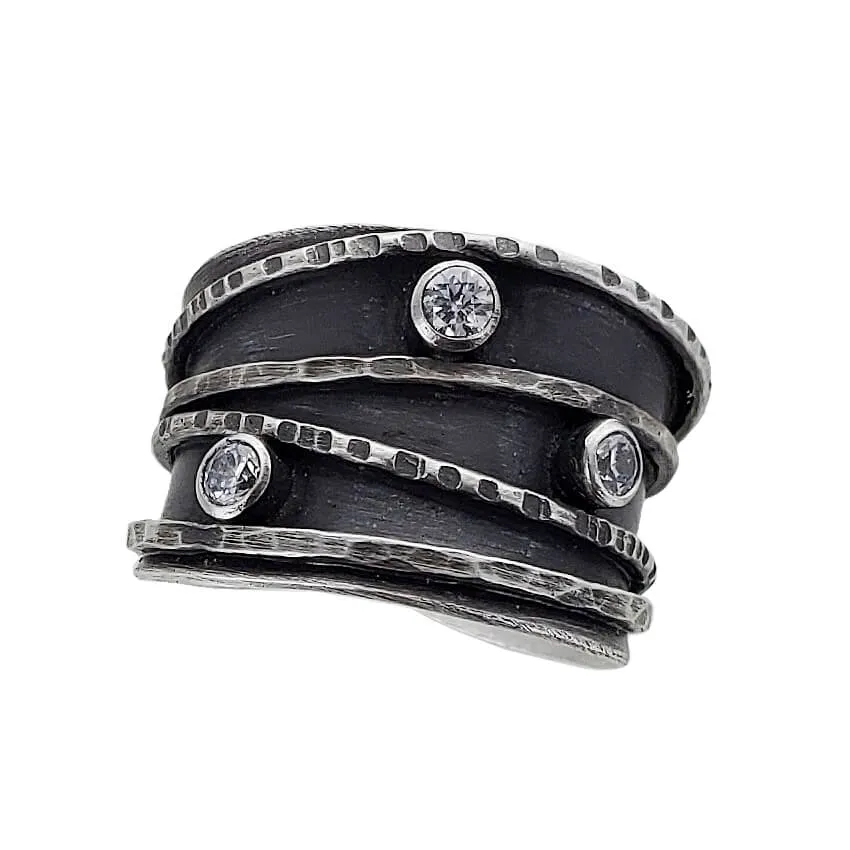 J & I Shooting Stars Silver Band Ring