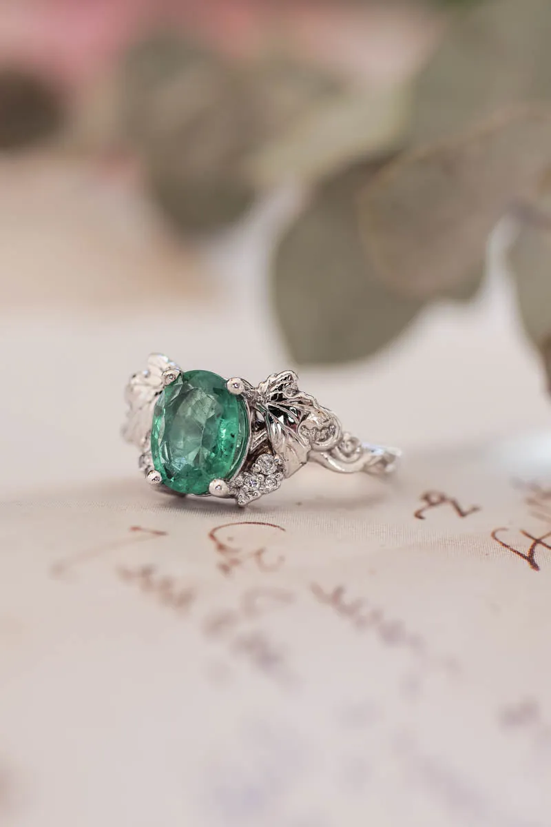 Oval cut emerald and diamonds engagement ring / Vineyard