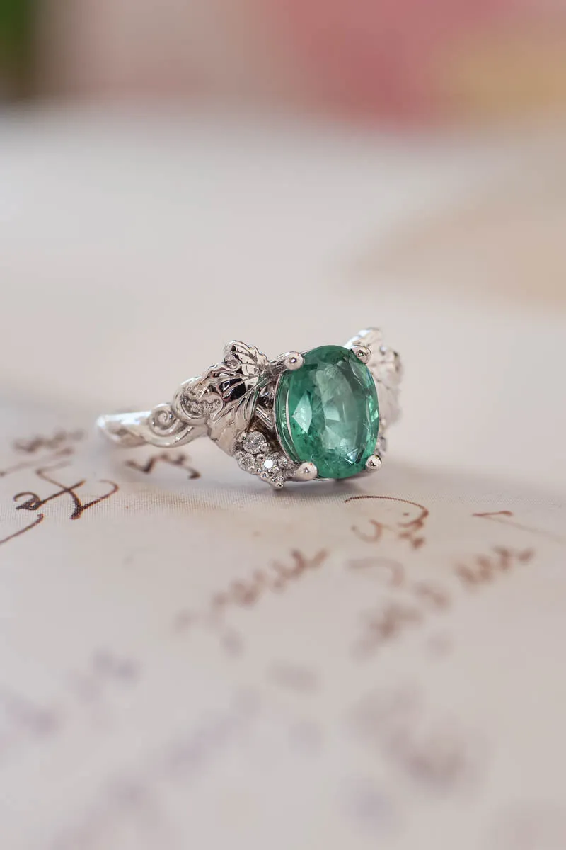 Oval cut emerald and diamonds engagement ring / Vineyard